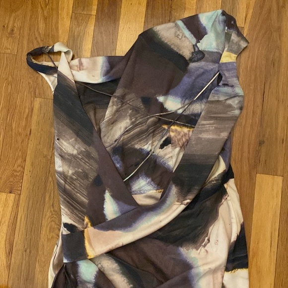 ASOS Women’s Multicolored Open Back Dress Size 8 - Picture 6 of 7